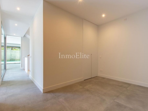 Imagen 4 de Chalet Pareado en Pozuelo De Alarcón