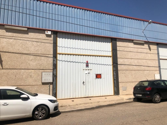 Imagen 2 de Nave industrial en Venta en Córdoba Córdoba RENFE