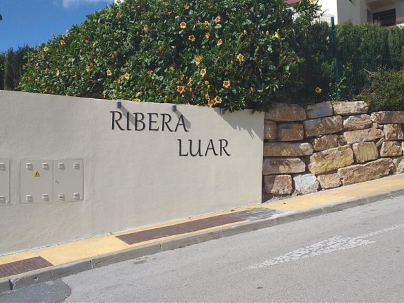 Imagen 1 de Casa-Chalet en Venta en Arroyo De Las Cañas Málaga