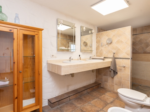 Imagen 3 de CHALET EN ALFAMAR!