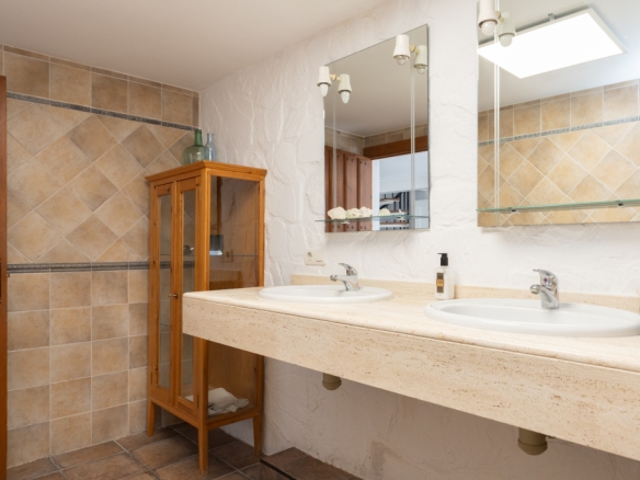 Imagen 4 de CHALET EN ALFAMAR!