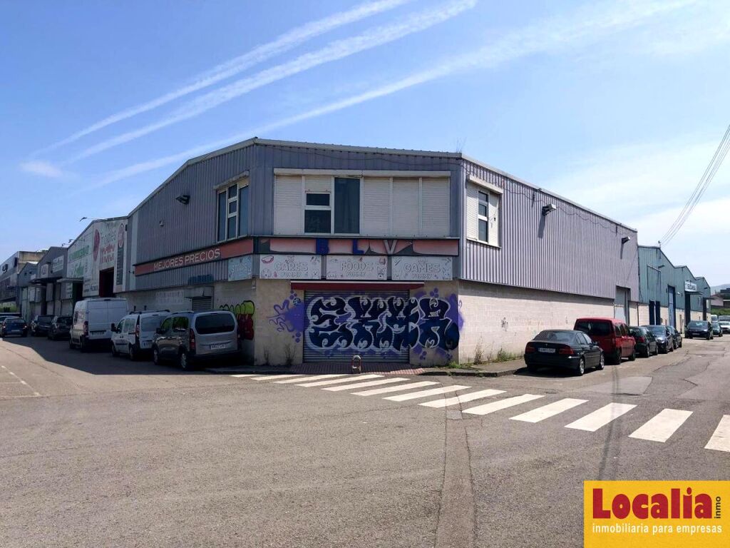 Imagen 2 de Nave industrial con 1024m2 en Santiago de Carates