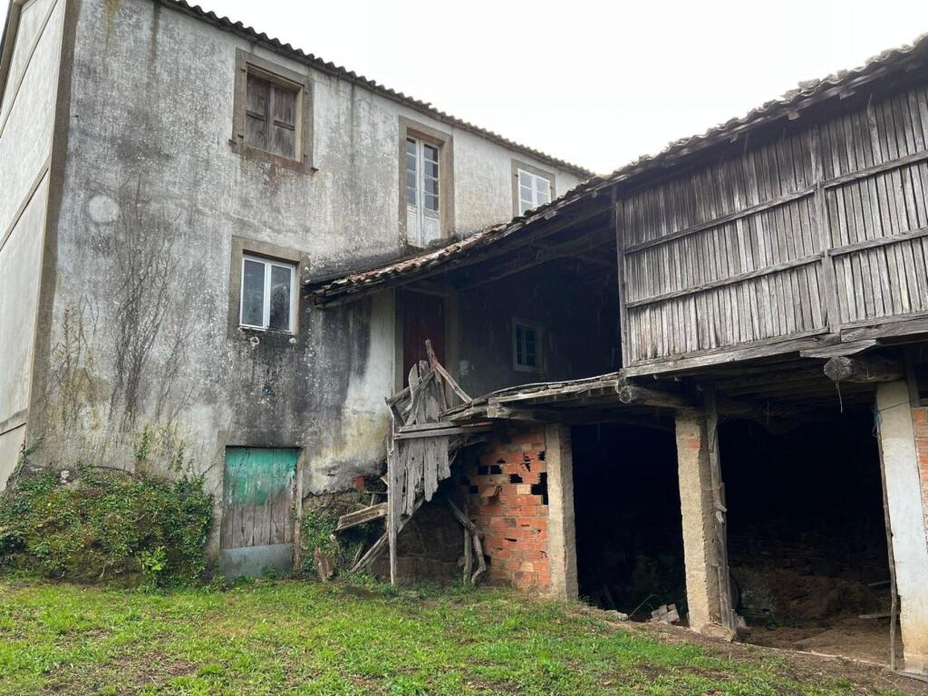 Imagen 3 de Casa de piedra para restaurar