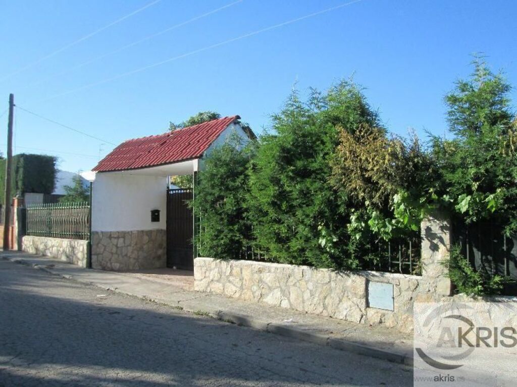 Imagen 2 de CHALET INDEPENDIENTE EN VENTA EN YUNCLER