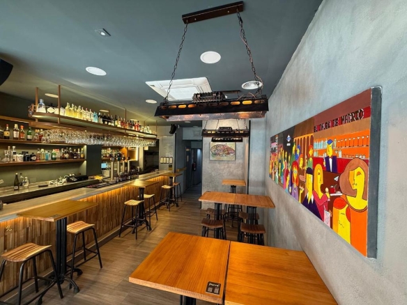 Imagen 3 de Local comercial en Alquiler en Madrid Madrid CHAMBERI