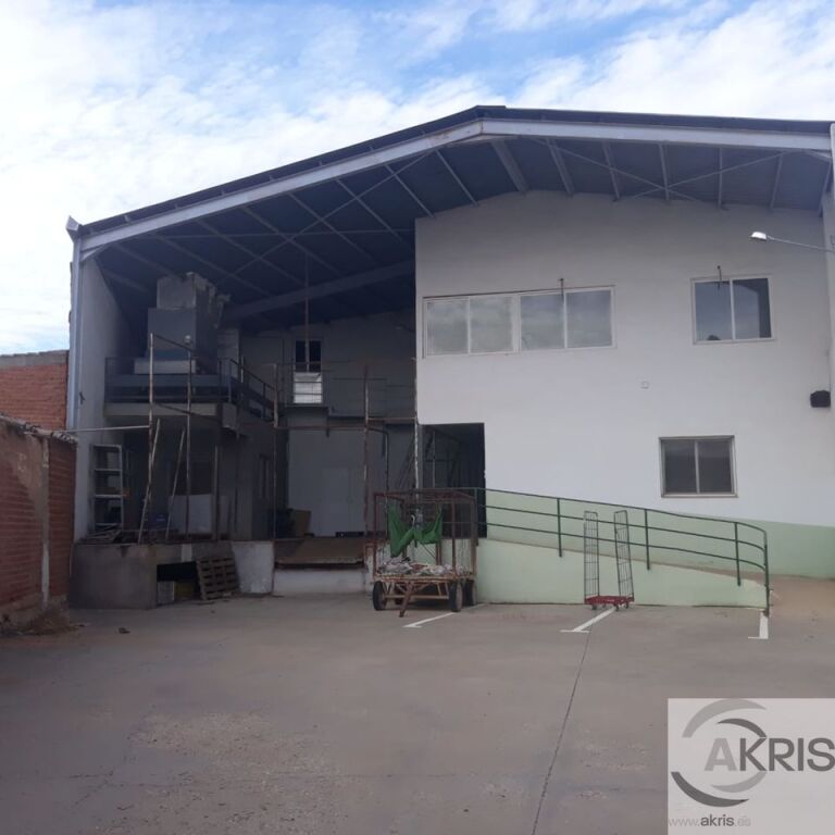 Imagen 2 de NAVE INDUSTRIAL A LA VENTA