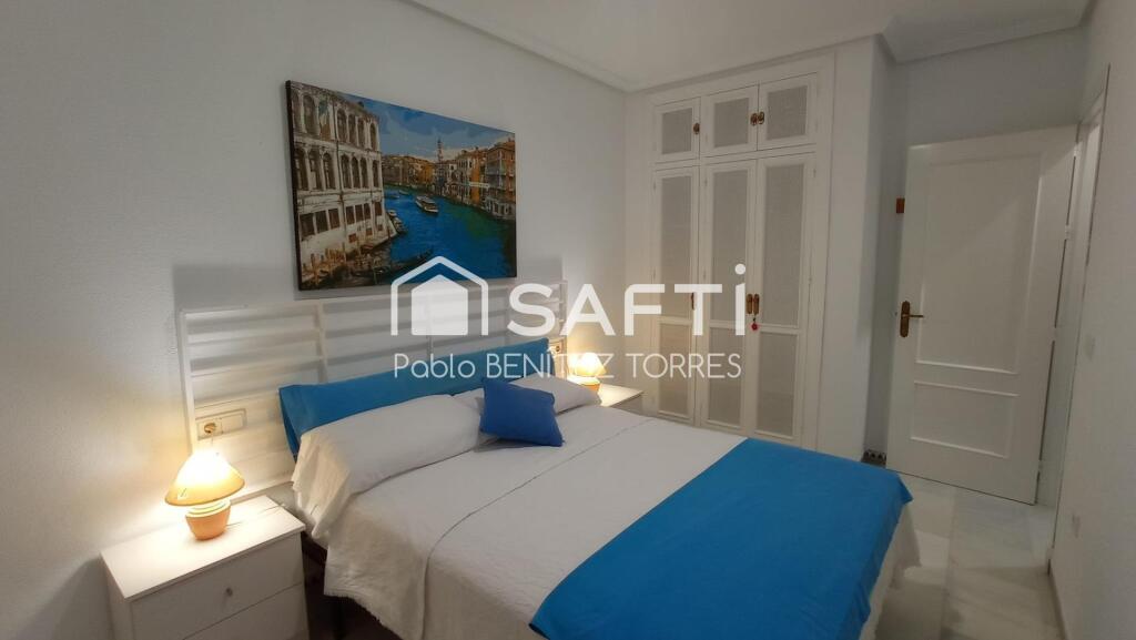 Imagen 2 de "Tu hogar ideal a 500m de la playa de La Barrosa."