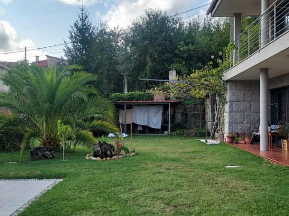 Imagen 3 de Casa-Chalet de Obra Nueva en Venta en Amorin Pontevedra