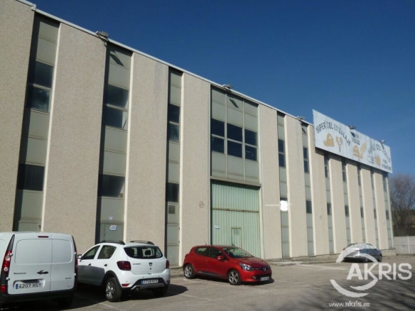 Imagen 4 de NAVE INDUSTRIAL EN AV. ANDALUCIA EN BARRIO DE VILLAVERDE