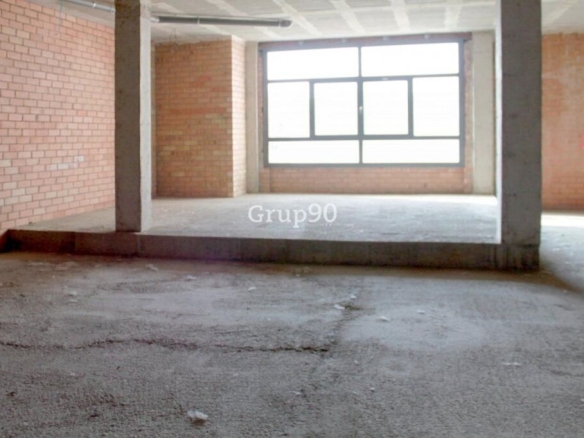 Imagen 2 de LOCAL EN ALQUILER EN EL CENTRO DE CAPPONT