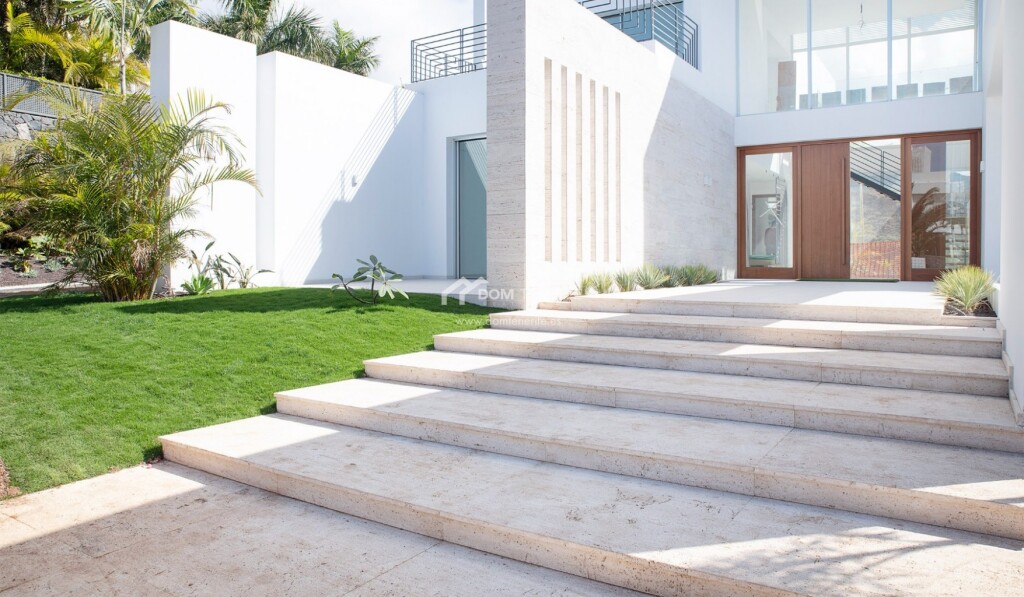 Imagen 4 de Casa-Chalet en Venta en Adeje Santa Cruz de Tenerife
