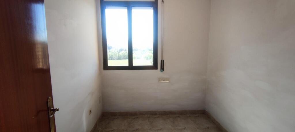 Imagen 4 de CASA EN BALSARENY CON JARDIN Y GARAJE