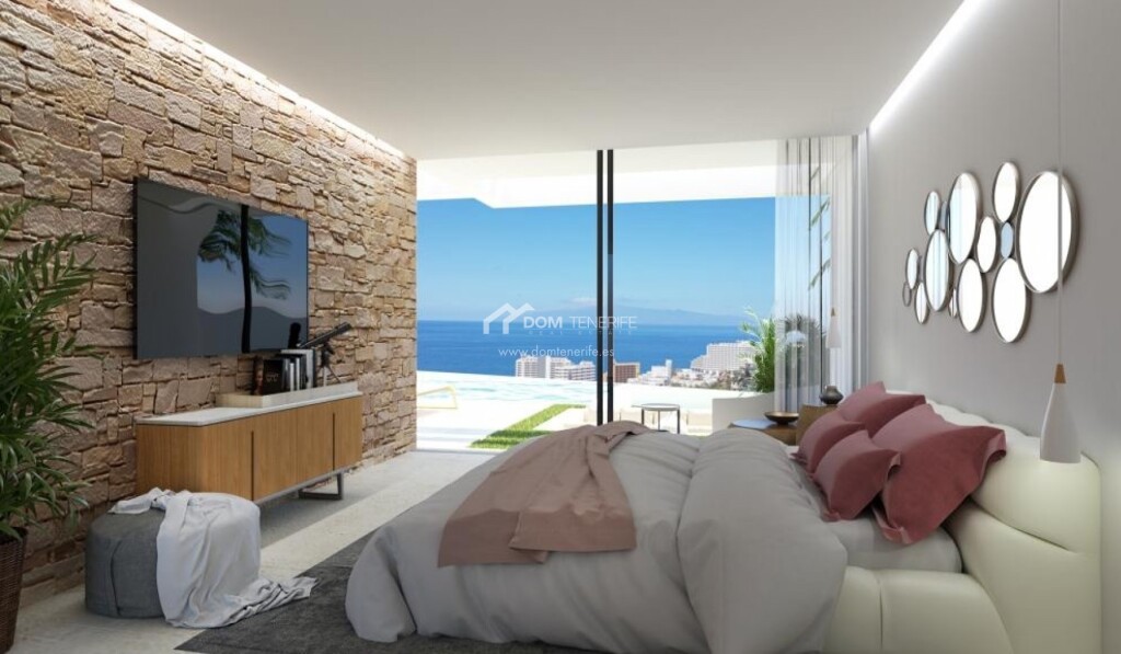Imagen 4 de Casa-Chalet en Venta en Adeje Santa Cruz de Tenerife