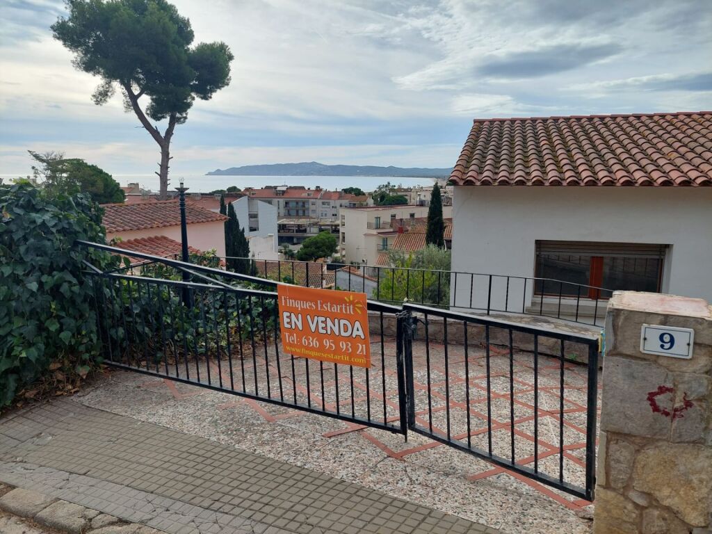 Imagen 3 de Casa-Chalet en Venta en Estartit Girona