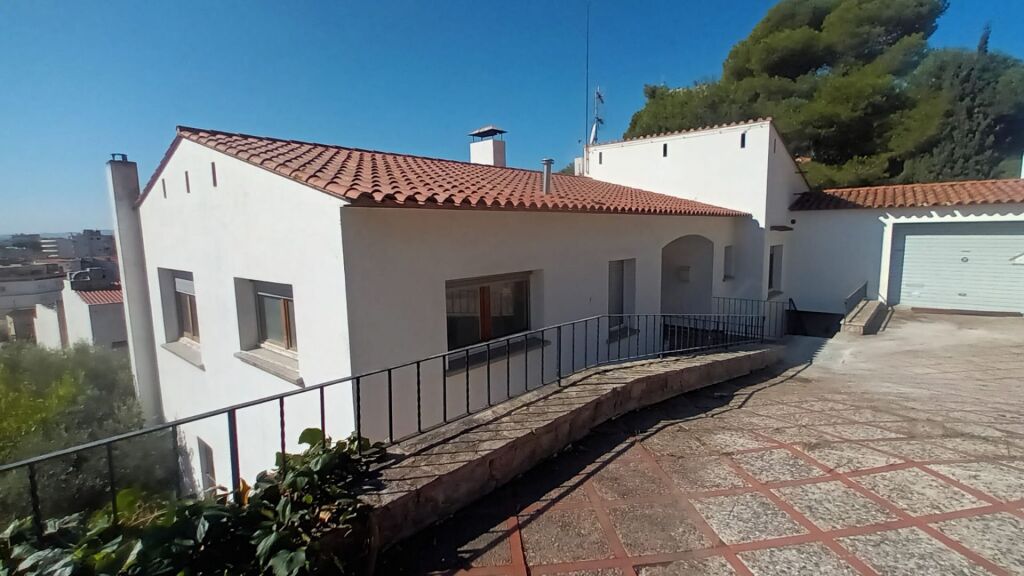 Imagen 4 de Casa-Chalet en Venta en Estartit Girona
