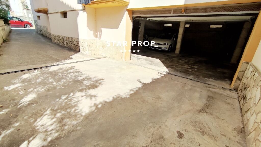 Imagen 4 de Parking en Llançà