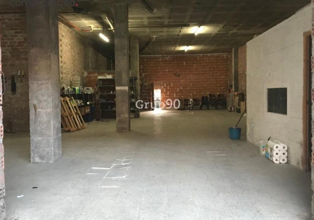 Imagen 2 de SI BUSCAS UN LOCAL DONDE MONTAR TU NEGOCIO EN CAPPONT ¡YA LO HAS ENCONTRADO!