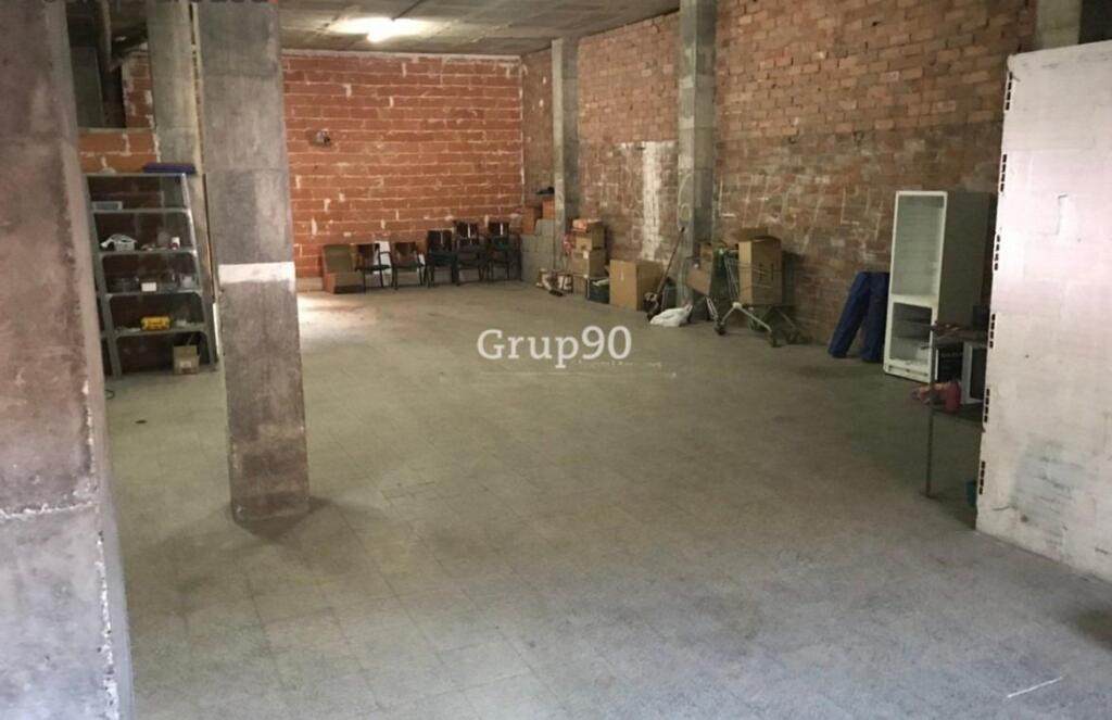 Imagen 4 de SI BUSCAS UN LOCAL DONDE MONTAR TU NEGOCIO EN CAPPONT ¡YA LO HAS ENCONTRADO!