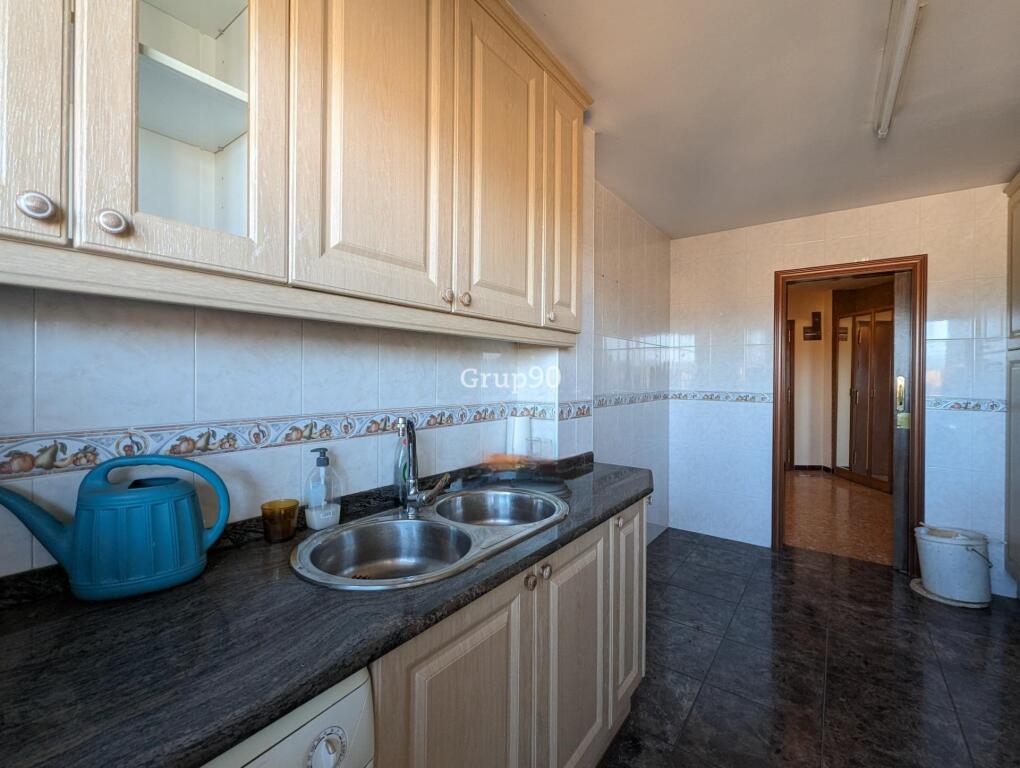 Imagen 4 de EXCELENTE PISO DE 4 HABITACIONES EN ALMENAR CON PLAZA DE PARQUING Y TRASTERO