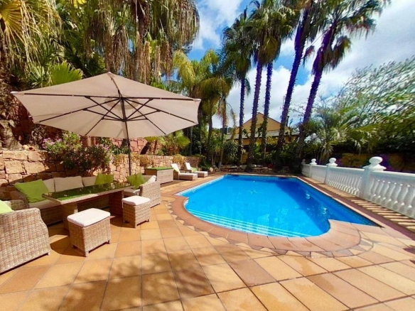 Imagen 2 de Exclusiva villa de lujo a 17 km de Barcelona