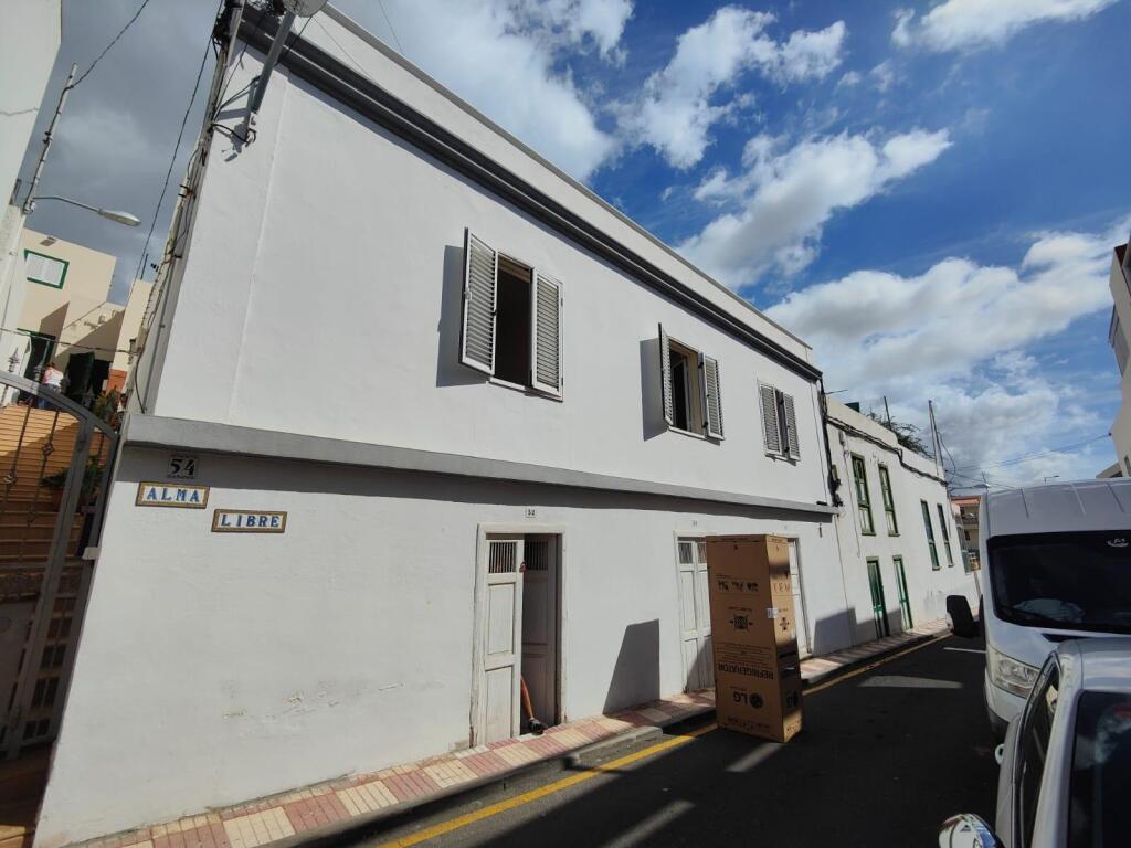 Imagen 4 de CASA DE PUEBLO DE CUATRO DORMITORIOS EN TIJOCO BAJO