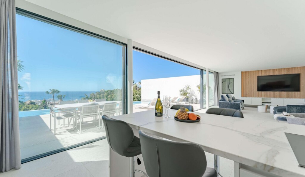 Imagen 2 de Casa-Chalet en Venta en Adeje Santa Cruz de Tenerife