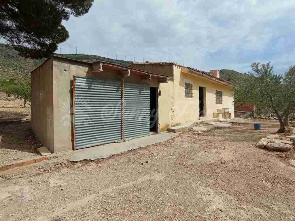 Imagen 2 de Casa de campo-Masía en Venta en Caudete Albacete