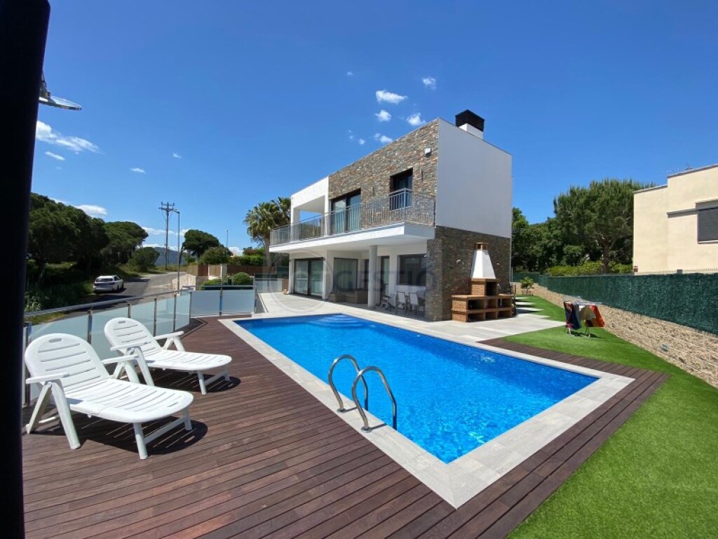 Imagen 2 de Casa-Chalet en Venta en Sant Feliu De Guixols Girona