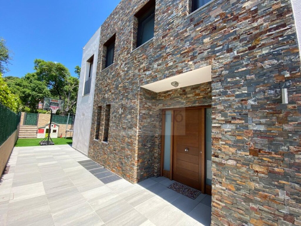 Imagen 4 de Casa-Chalet en Venta en Sant Feliu De Guixols Girona