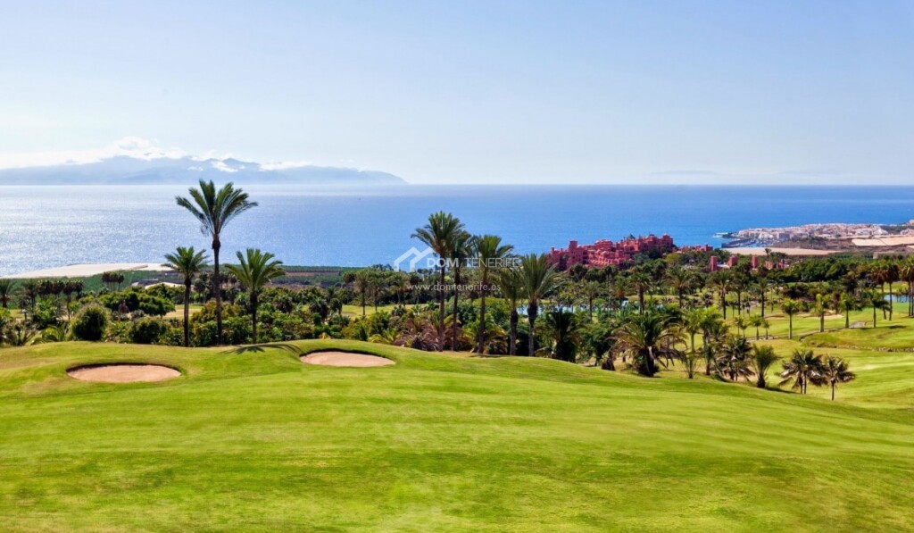Imagen 2 de Casa-Chalet en Venta en Guia De Isora Santa Cruz de Tenerife