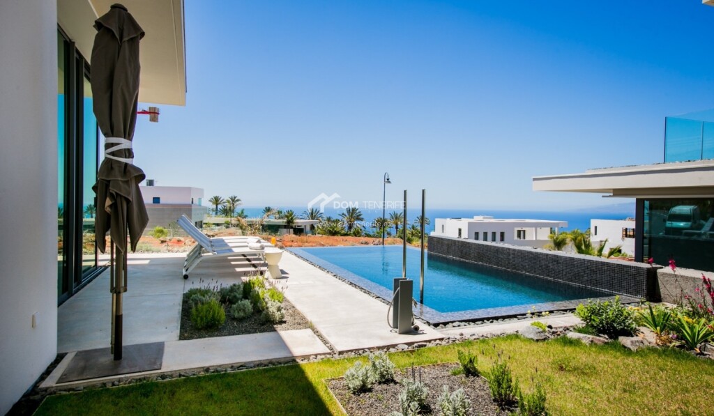 Imagen 4 de Casa-Chalet en Venta en Guia De Isora Santa Cruz de Tenerife