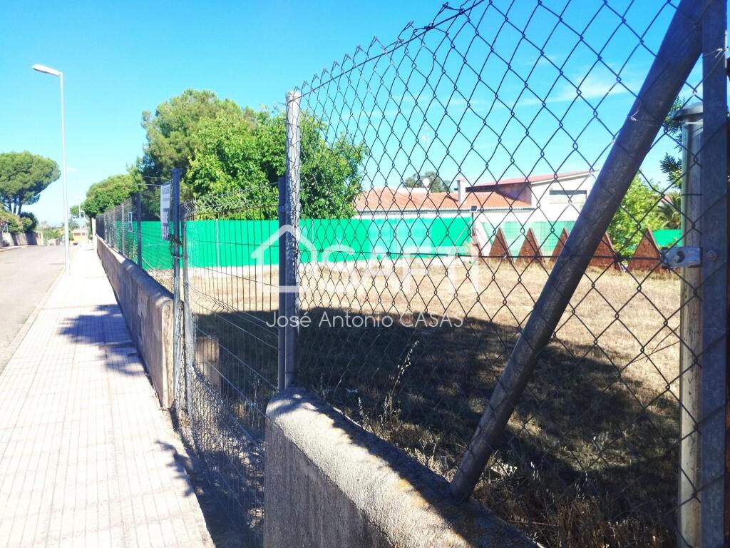 Imagen 2 de Parcela en la Urbanización Las Arenas de Malpartida de Cáceres