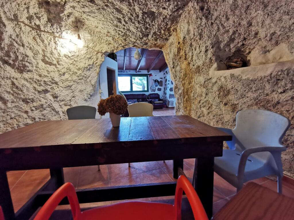 Imagen 4 de FINCA RÚSTICA EN CAIDEROS (LAS PALMAS)