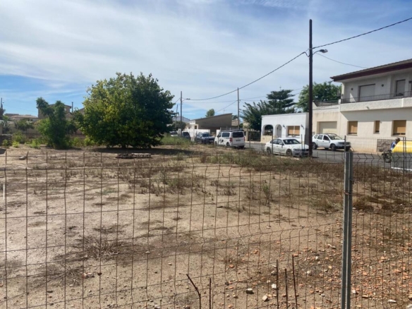 Imagen 4 de Fantástica parcela esquinera en la Cava