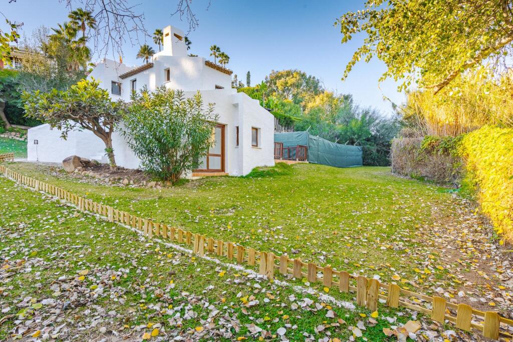 Imagen 3 de Casa-Chalet en Venta en Estepona Málaga