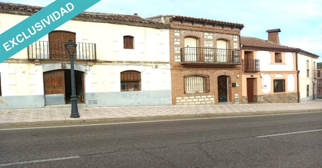 Imagen 2 de ¡EXCELENTE OPORTUNIDAD EN EL CORAZON DEL PUEBLO!