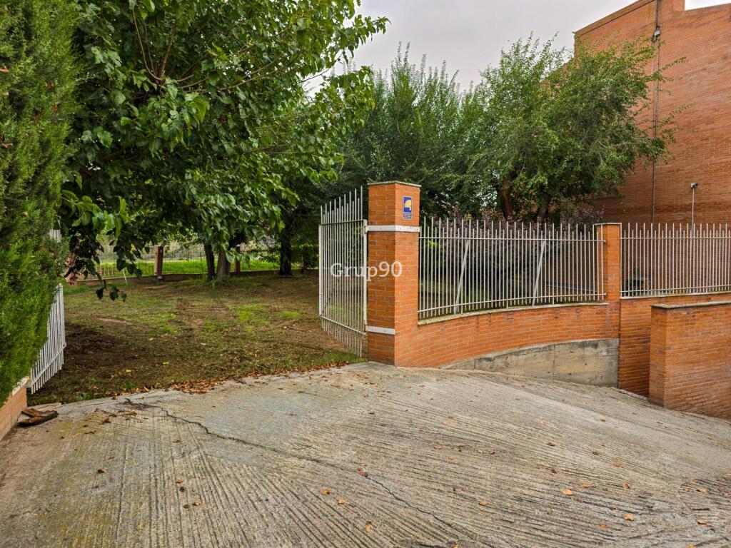 Imagen 3 de ¡Oportunidad única en la Zona Alta de Lleida!