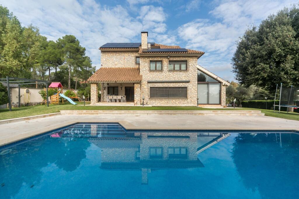 Imagen 2 de Impresionante casa en dos parcelas en Fontpineda