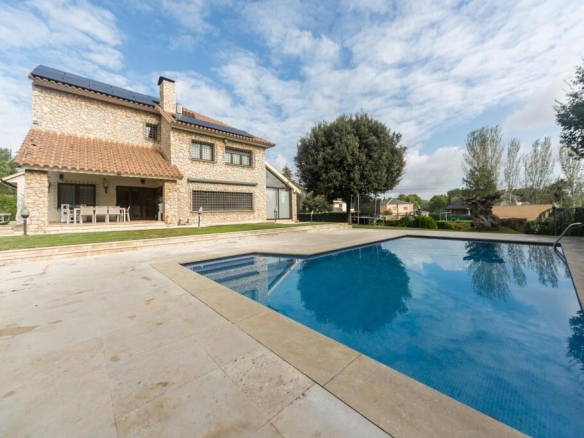 Imagen 4 de Impresionante casa en dos parcelas en Fontpineda