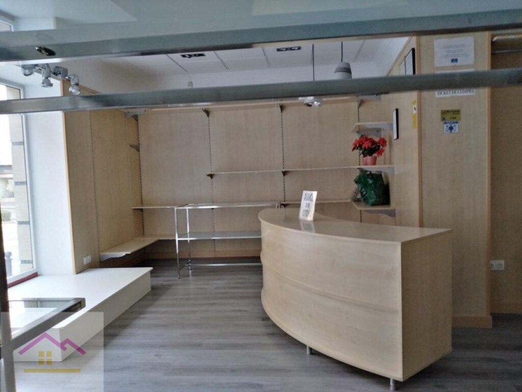 Imagen 2 de Local comercial en Venta en Cuenca Cuenca