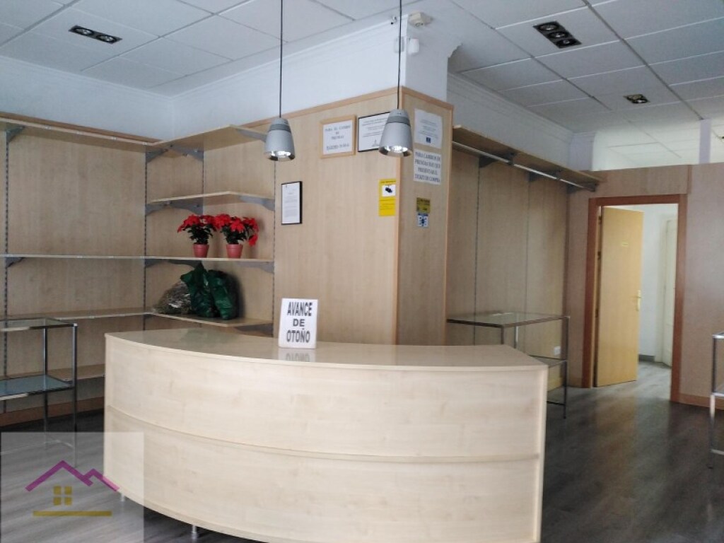 Imagen 4 de Local comercial en Venta en Cuenca Cuenca