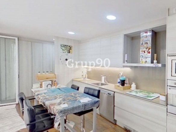 Imagen 1 de ESPECTACULAR CASA ADOSADA EN VENTA EN GOLMÉS