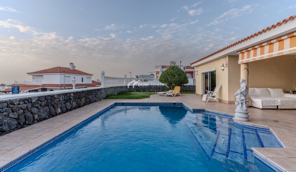 Imagen 3 de Casa-Chalet en Venta en Guia De Isora Santa Cruz de Tenerife