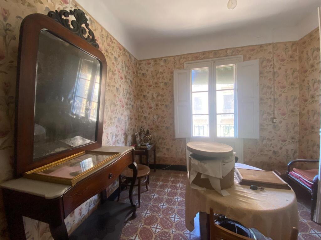 Imagen 4 de Edificio en el centro de Tortosa
