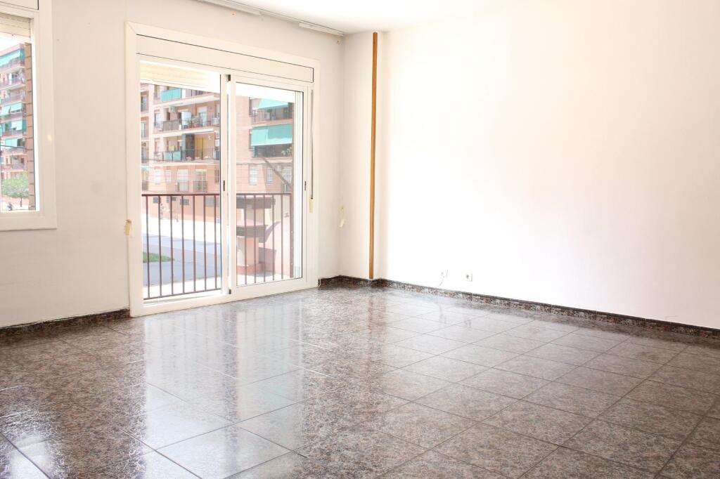 Imagen 3 de Piso en venta Zona Forum/Diagonal Mar/ San Martin