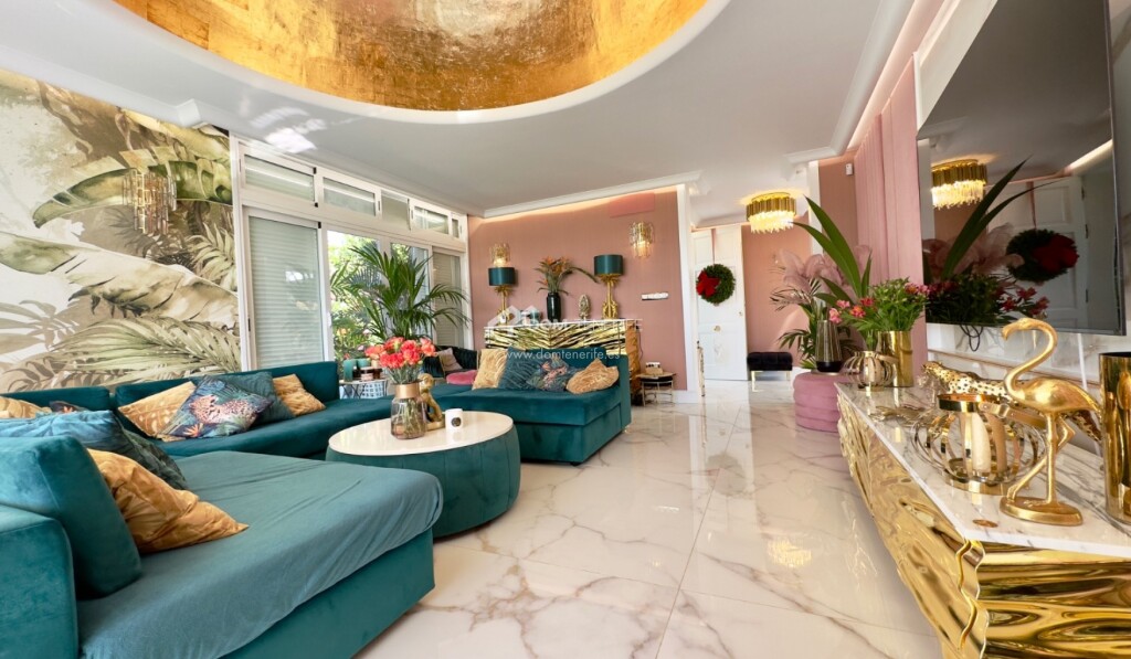 Imagen 3 de Casa-Chalet en Venta en Adeje Santa Cruz de Tenerife