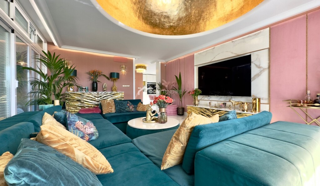 Imagen 4 de Casa-Chalet en Venta en Adeje Santa Cruz de Tenerife
