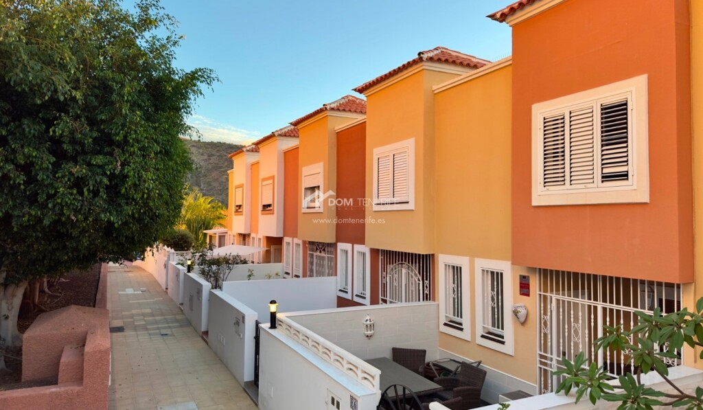 Imagen 4 de Casa de pueblo en Venta en Adeje Santa Cruz de Tenerife