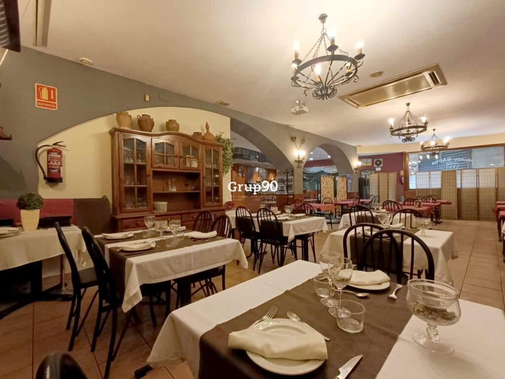 Imagen 4 de Alquiler de restaurante en La Bordeta ?️