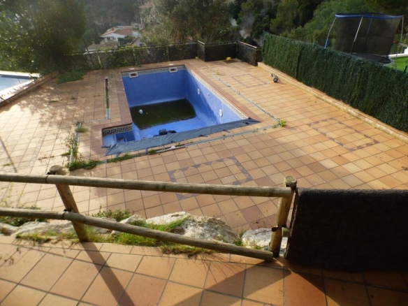 Imagen 2 de Impresionante Chalet en Venta en Lloret de Mar